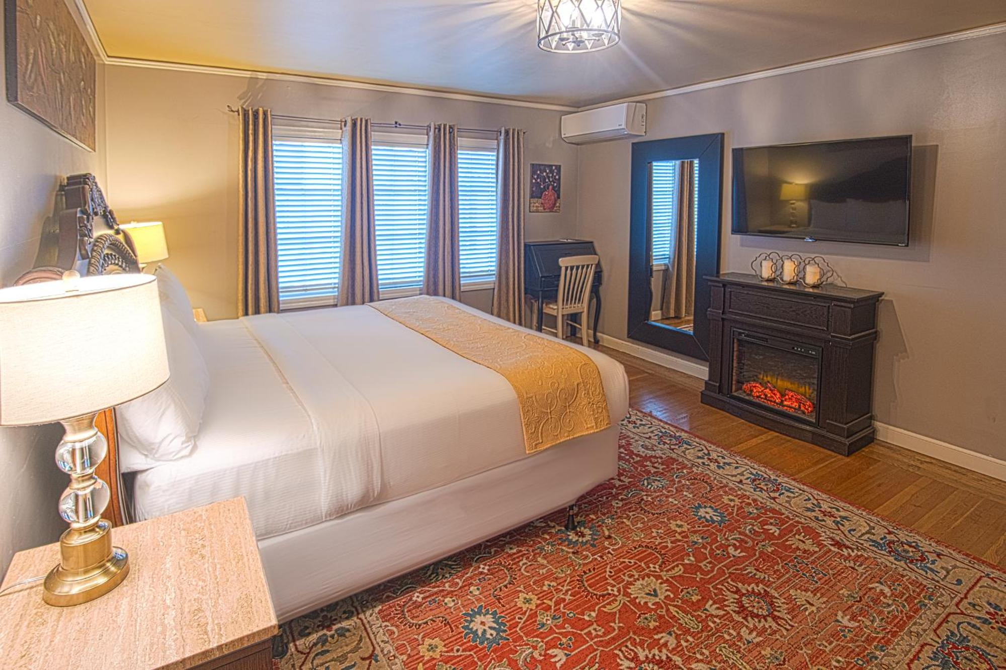 Bed & Breakfast At Parkside 4*