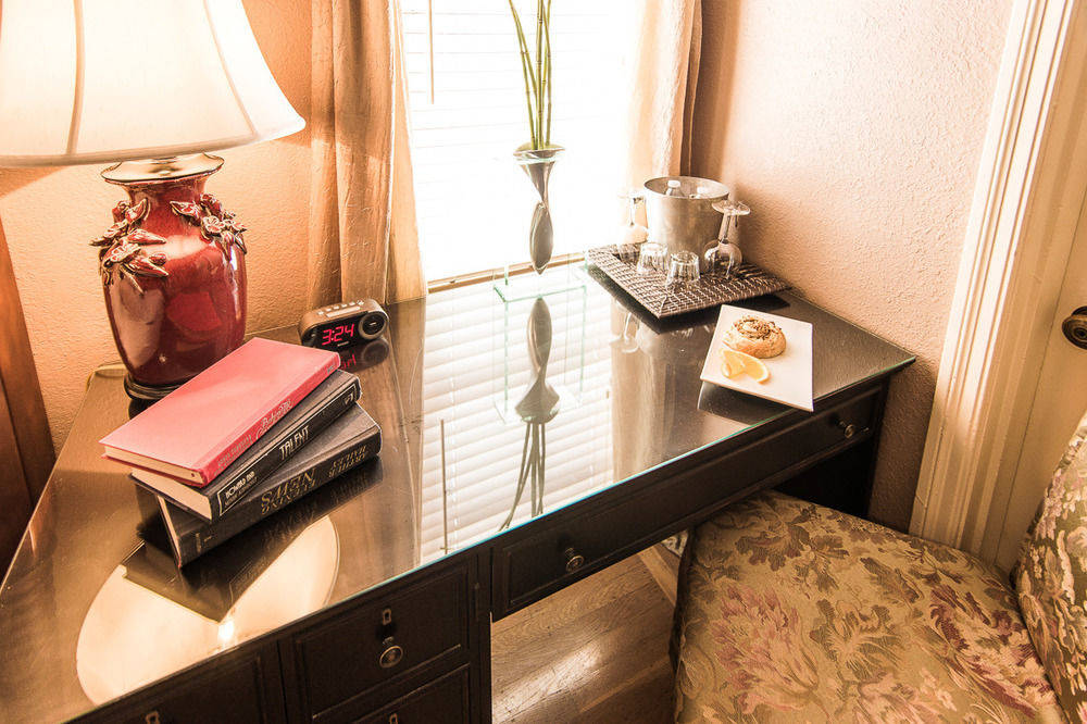 Bed & Breakfast At Parkside